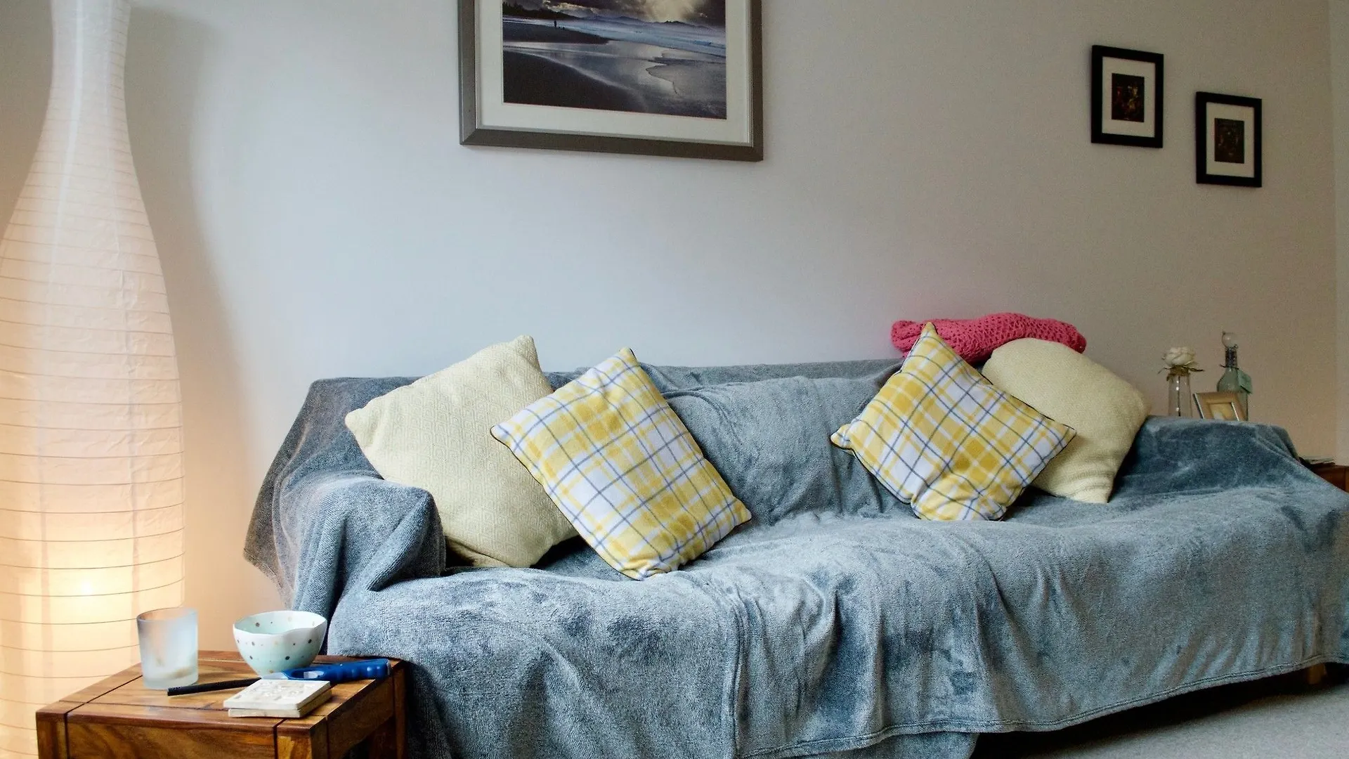 2 Bedroom Flat In Edinburgh联系方式